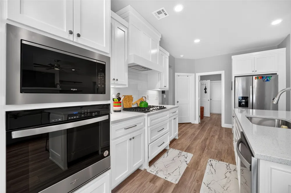 811 E Jacksonville Street Broken Arrow, OK 74012