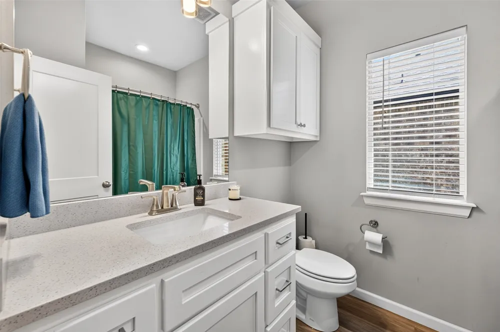 811 E Jacksonville Street Broken Arrow, OK 74012