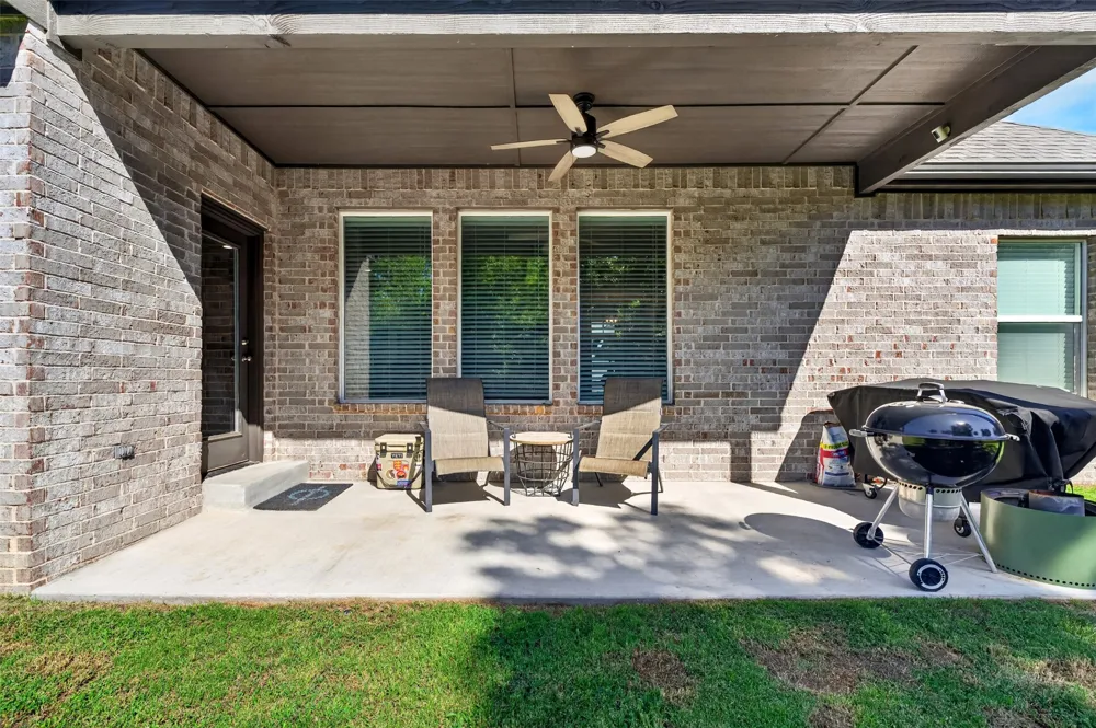 811 E Jacksonville Street Broken Arrow, OK 74012