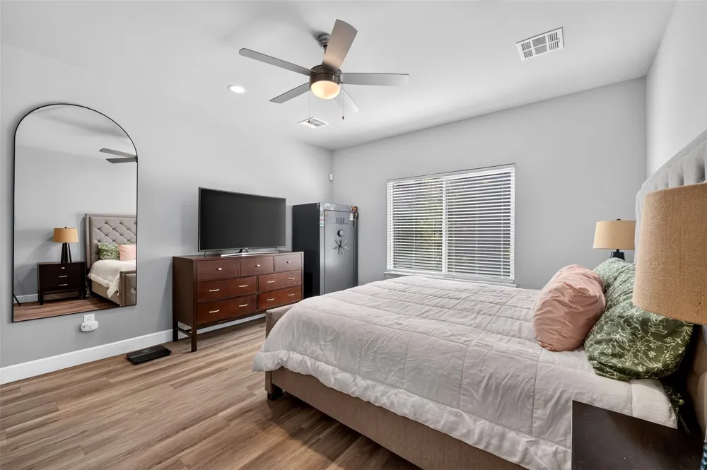811 E Jacksonville Street Broken Arrow, OK 74012