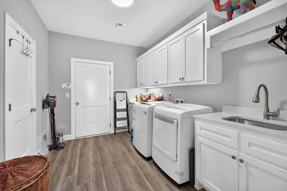 811 E Jacksonville Street Broken Arrow, OK 74012
