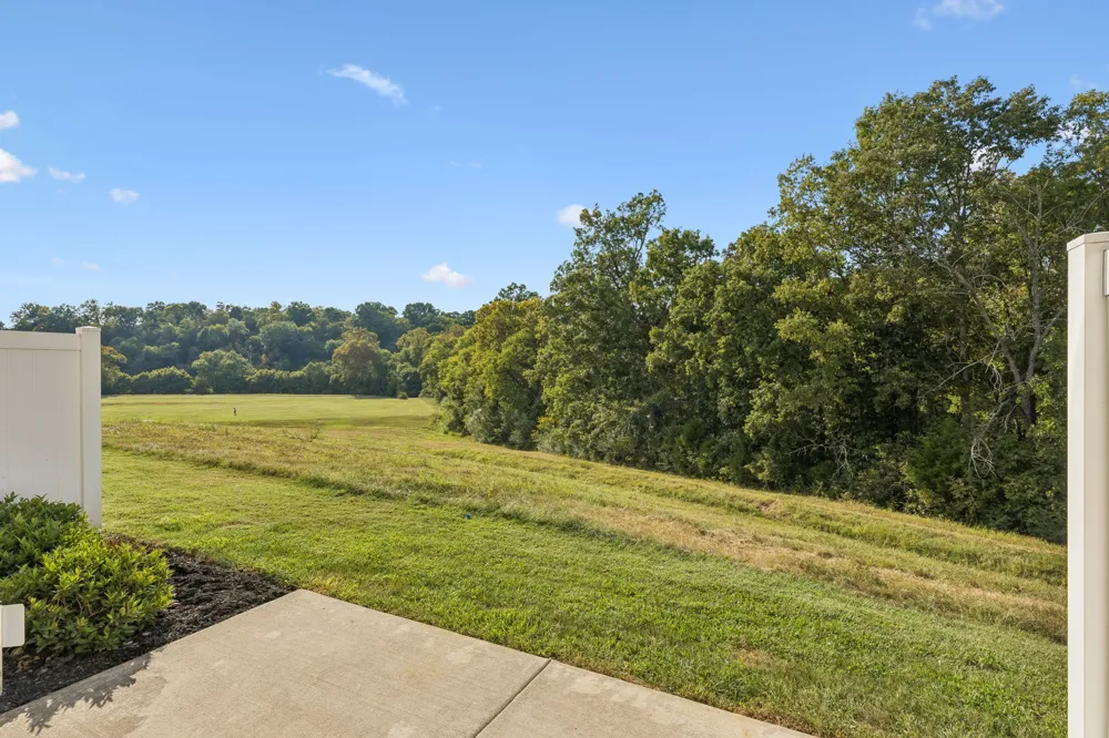 1017 McKee Ct Columbia, TN 38401