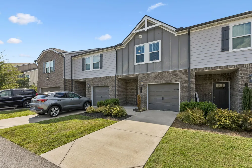 1017 McKee Ct Columbia, TN 38401