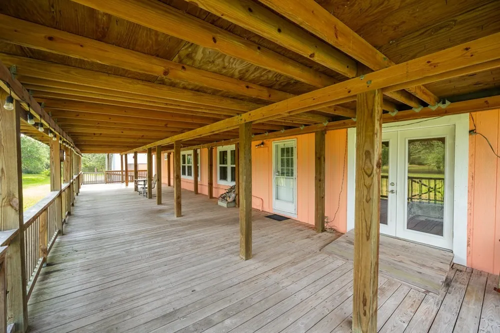 1140 W Beasley Avenue Aransas Pass, TX 78336