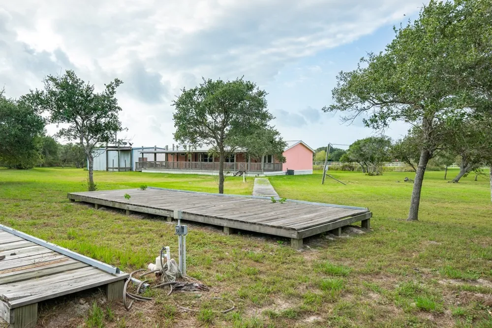 1140 W Beasley Avenue Aransas Pass, TX 78336