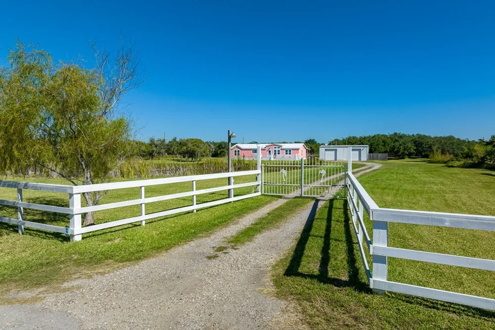 1140 W Beasley Avenue Aransas Pass, TX 78336