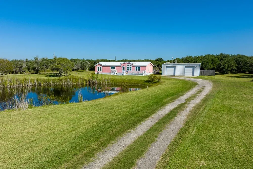 1140 W Beasley Avenue Aransas Pass, TX 78336