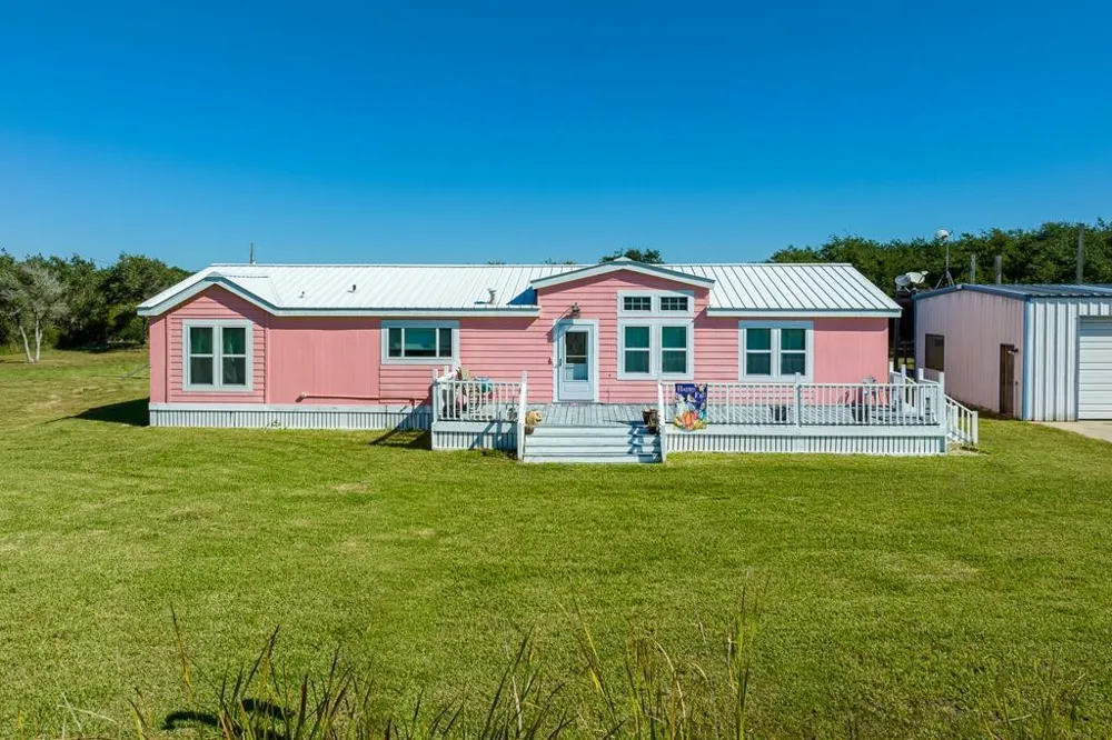 1140 W Beasley Avenue Aransas Pass, TX 78336
