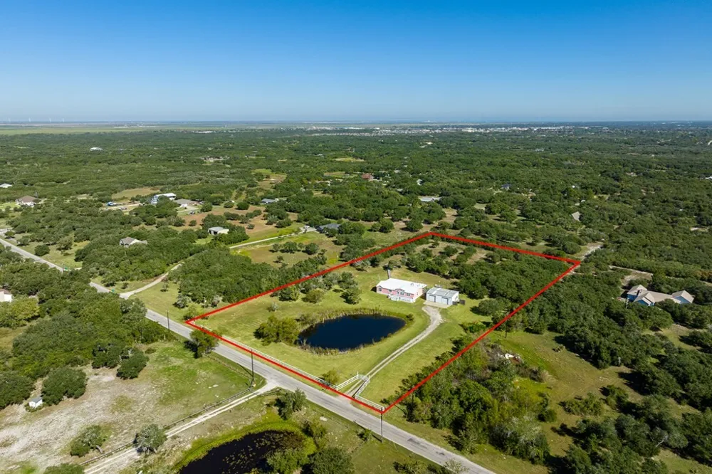 1140 W Beasley Avenue Aransas Pass, TX 78336
