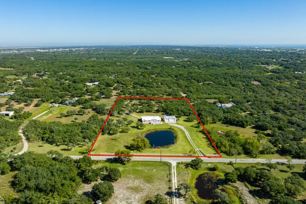 1140 W Beasley Avenue Aransas Pass, TX 78336