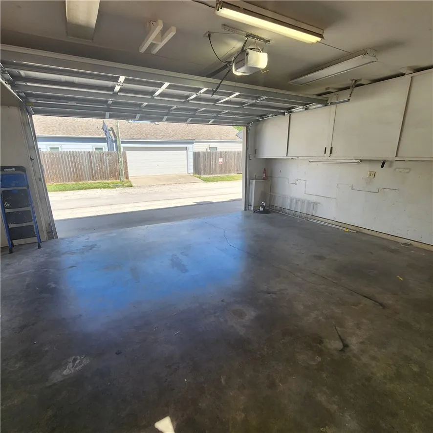3025 Quail Springs #B10 Corpus Christi, TX 78414