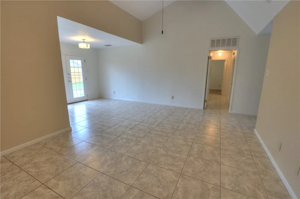 7314 Montreal Corpus Christi, TX 78414