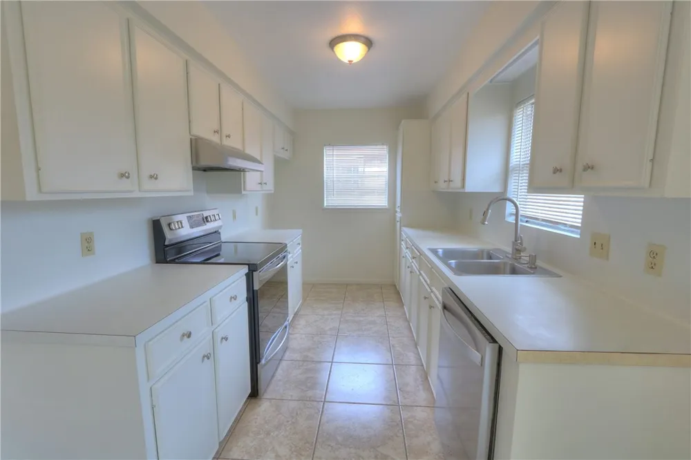 7314 Montreal Corpus Christi, TX 78414