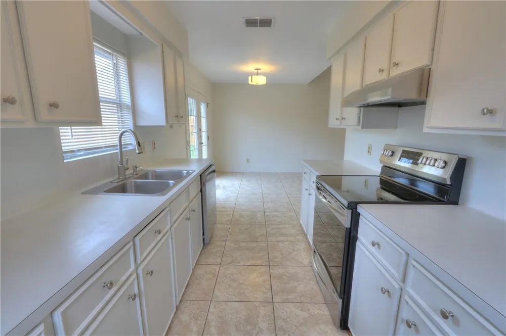 7314 Montreal Corpus Christi, TX 78414