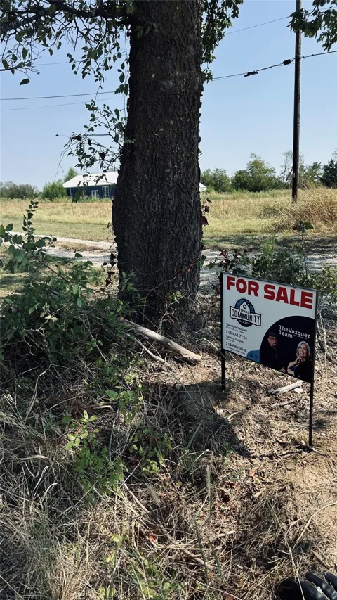 1235 County Road 1235