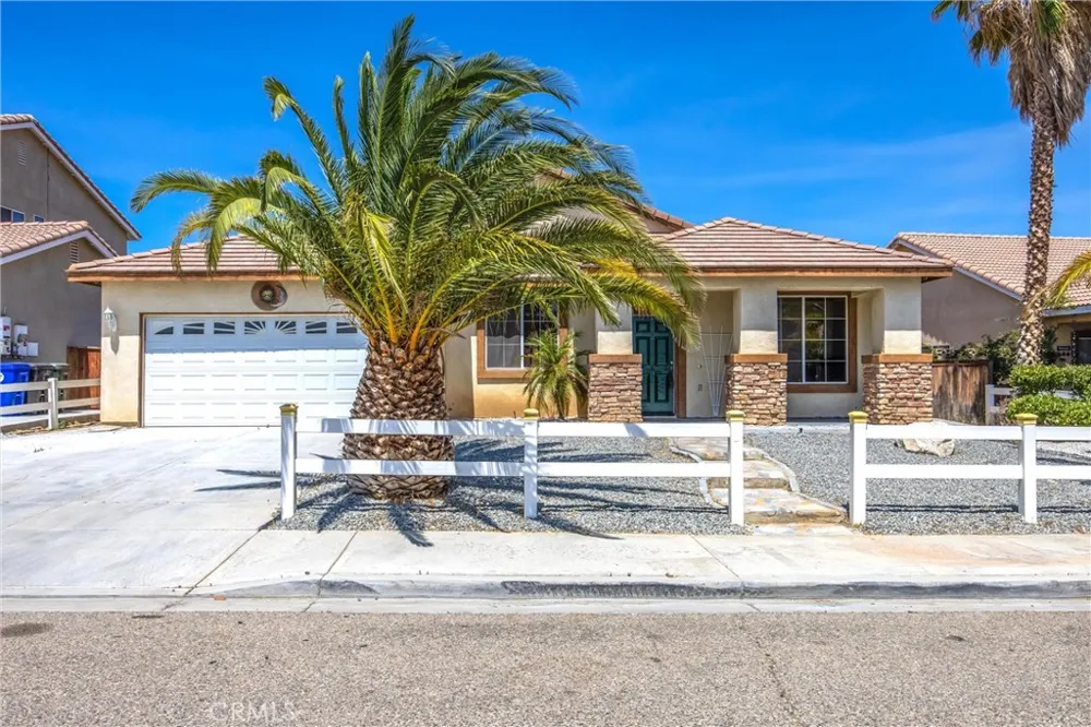 13616 Dellwood Street Victorville, CA 92392