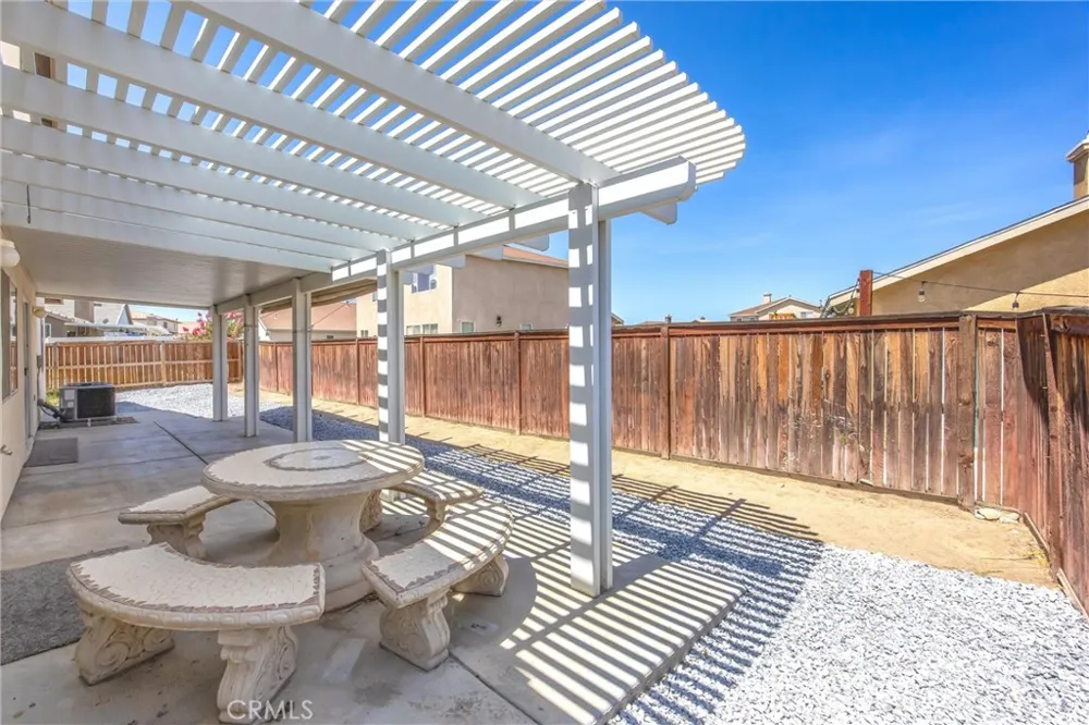 13616 Dellwood Street Victorville, CA 92392
