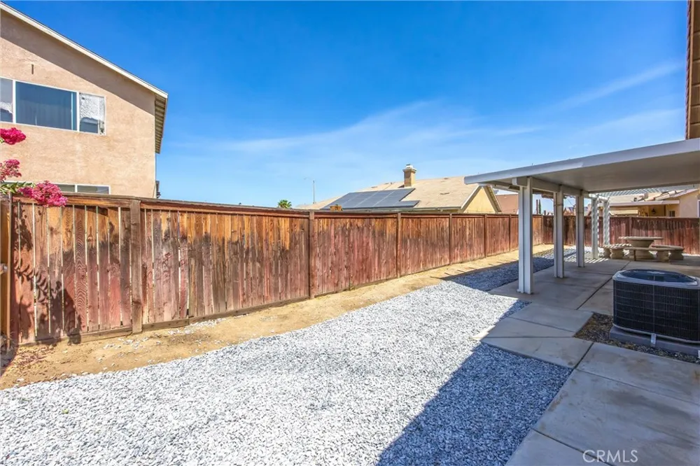 13616 Dellwood Street Victorville, CA 92392