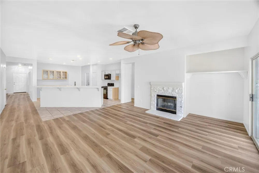 13616 Dellwood Street Victorville, CA 92392