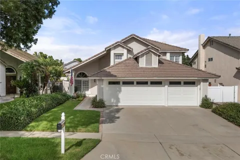 1718 Fairmont Dr