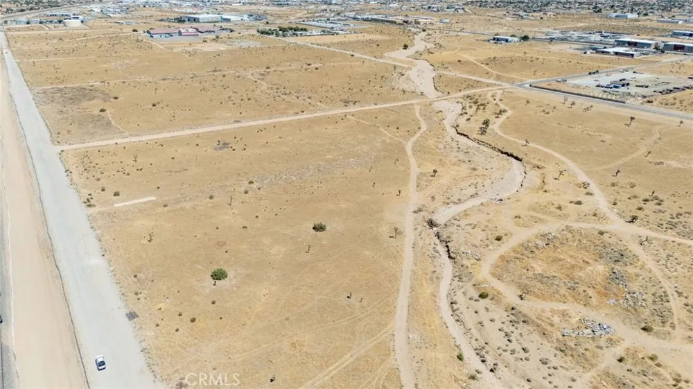 E Santa Fe Hesperia, CA 92345