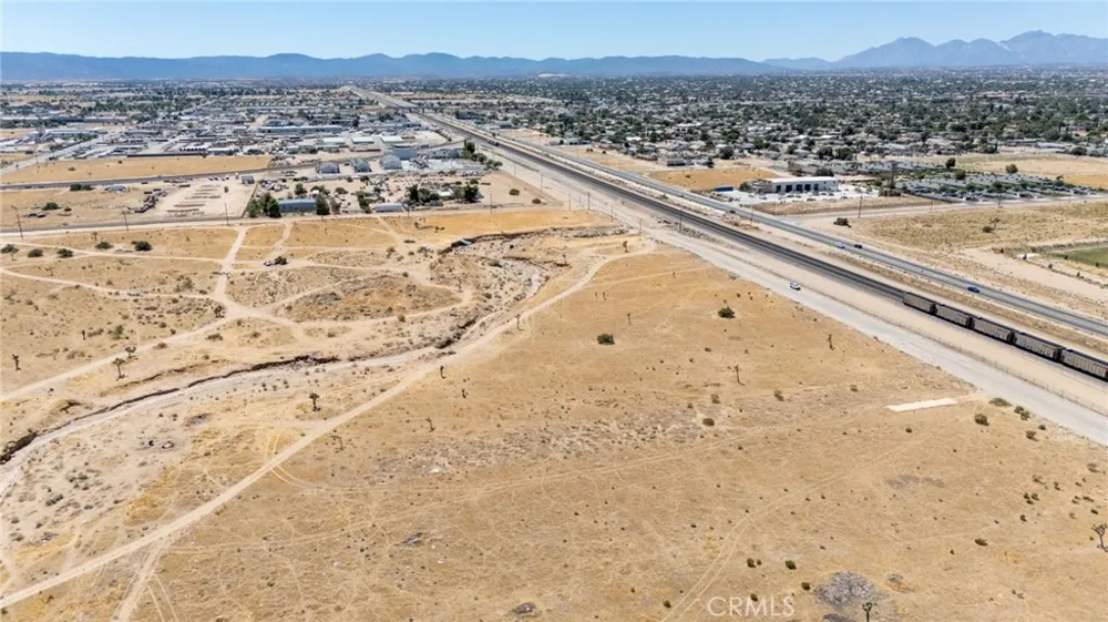 E Santa Fe Hesperia, CA 92345
