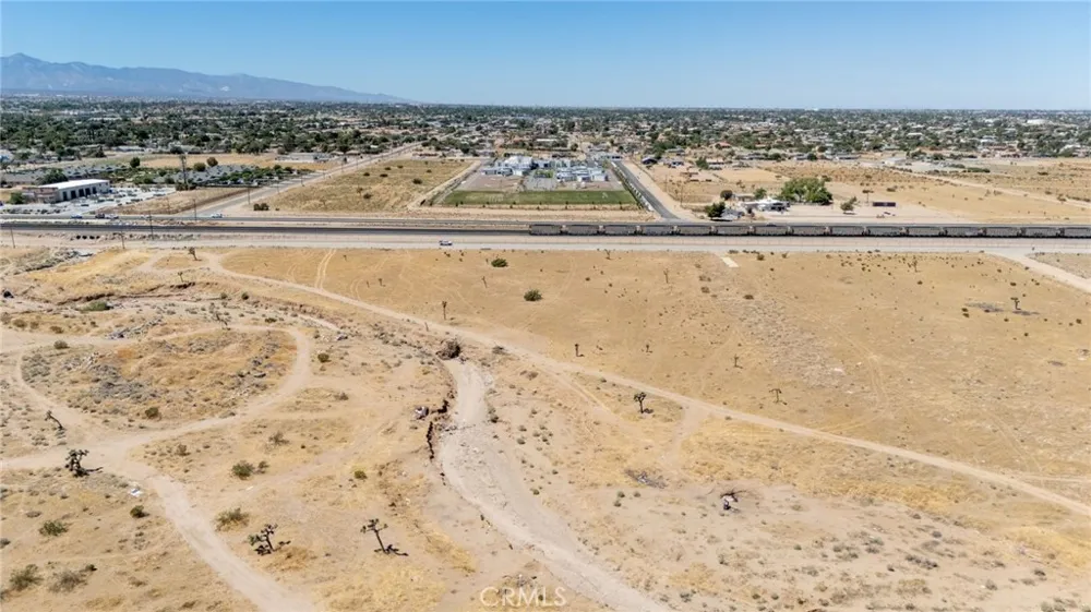 E Santa Fe Hesperia, CA 92345