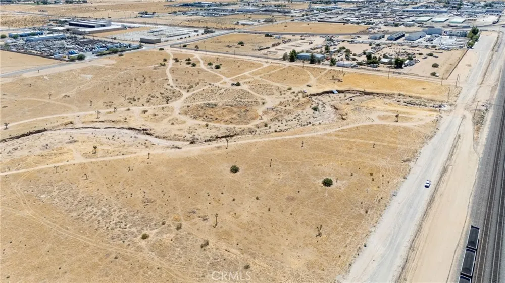 E Santa Fe Hesperia, CA 92345