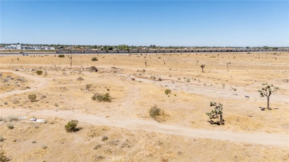 E Santa Fe Hesperia, CA 92345