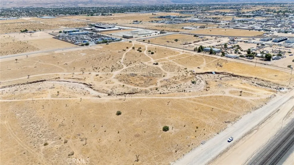 E Santa Fe Hesperia, CA 92345