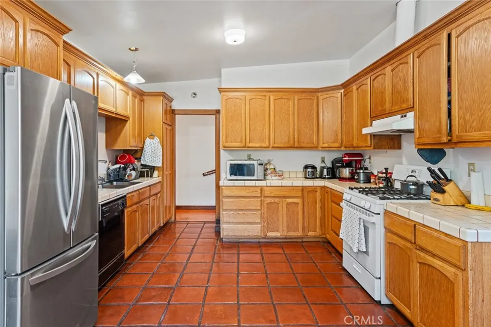 19020 Gschwend Road Philo, CA 95466