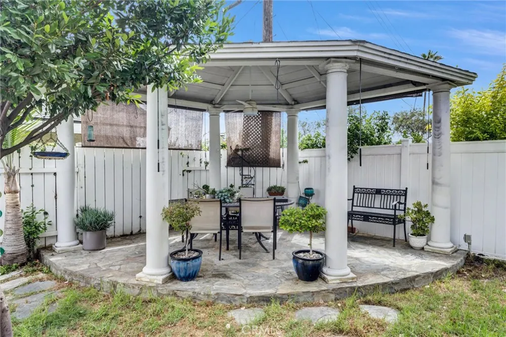 2530 Redcoach Lane La Habra, CA 90631
