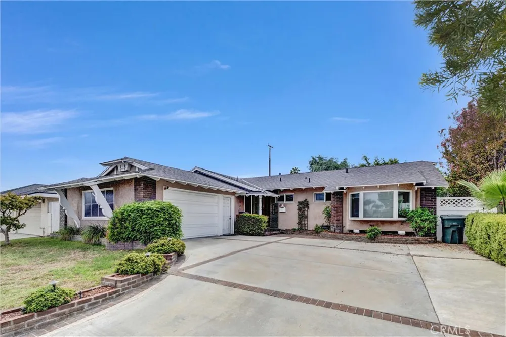 2530 Redcoach Lane La Habra, CA 90631