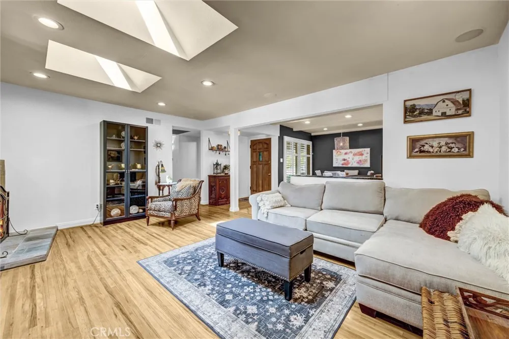 2530 Redcoach Lane La Habra, CA 90631