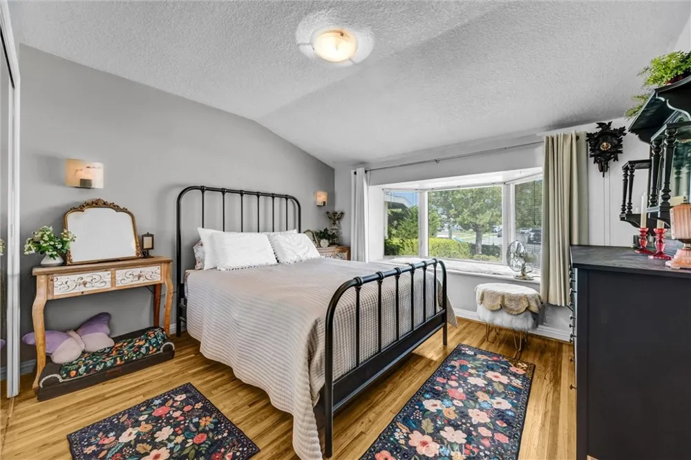 2530 Redcoach Lane La Habra, CA 90631
