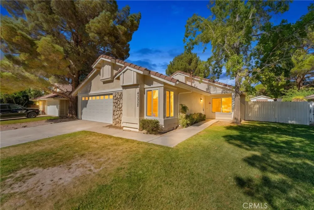 43552 Yew Street Lancaster, CA 93536