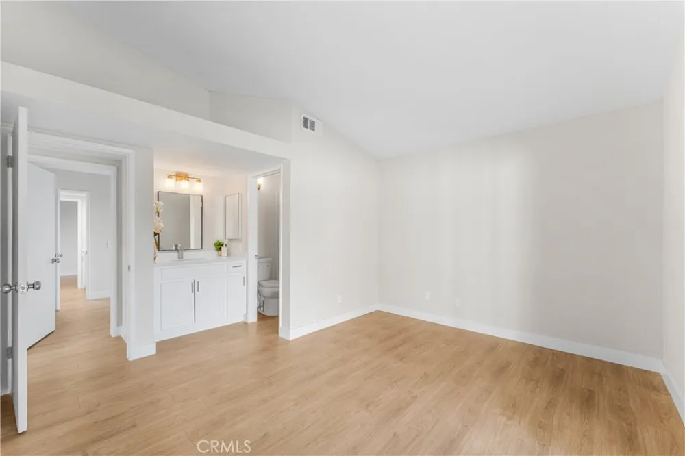 43552 Yew Street Lancaster, CA 93536
