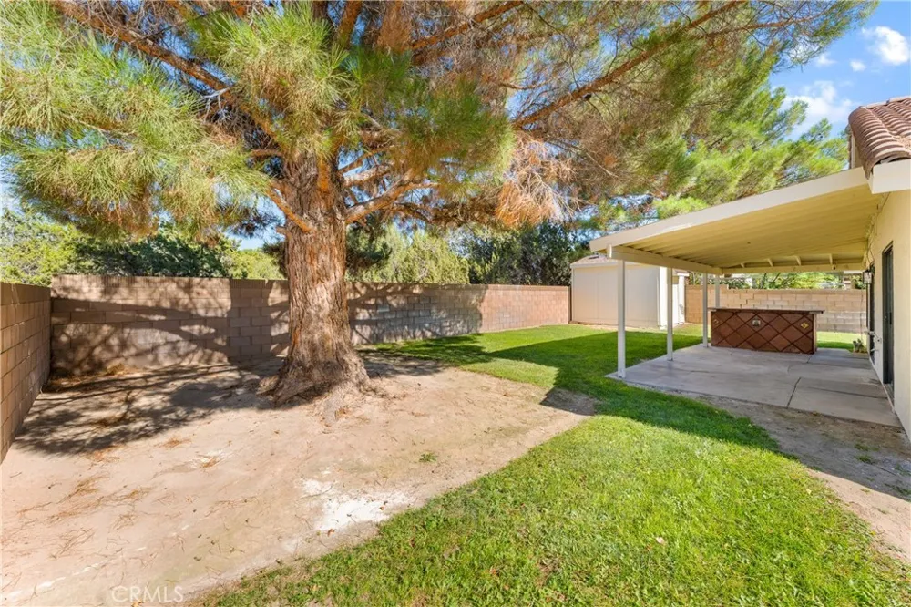 43552 Yew Street Lancaster, CA 93536