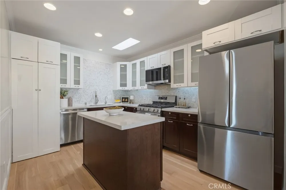 1037 18th Street #9 Santa Monica, CA 90403