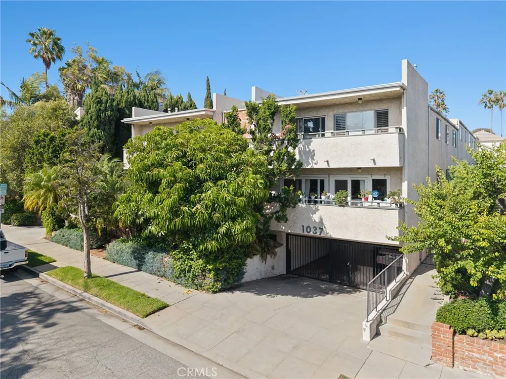 1037 18th Street #9 Santa Monica, CA 90403