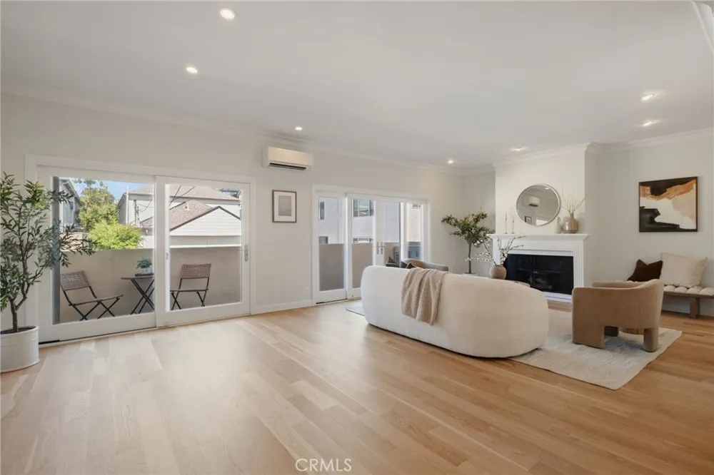 1037 18th Street #9 Santa Monica, CA 90403