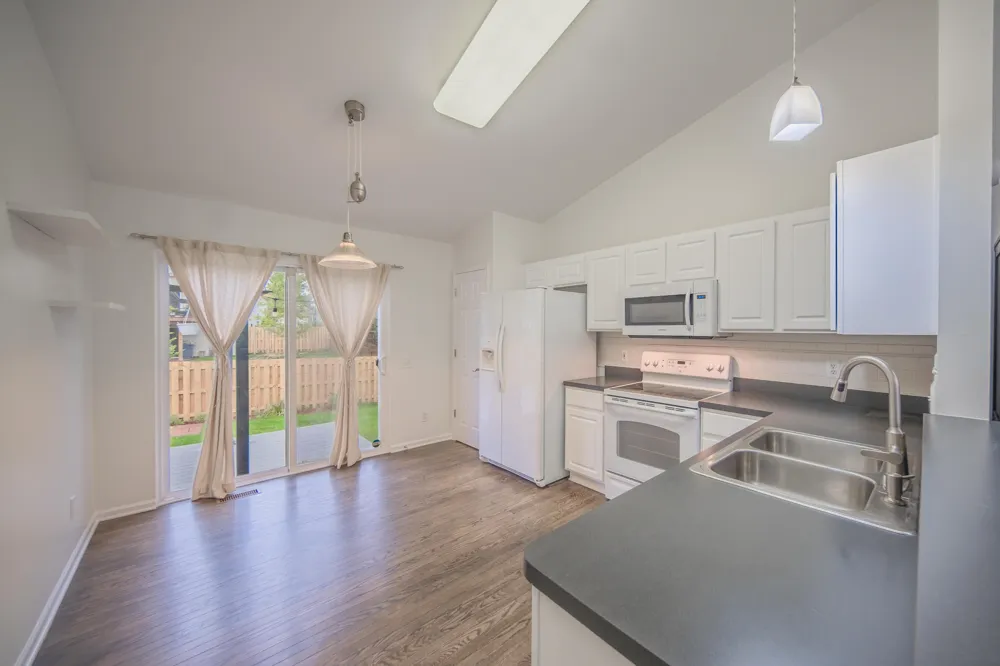 6261 Maplehurst Drive Ypsilanti, MI 48197