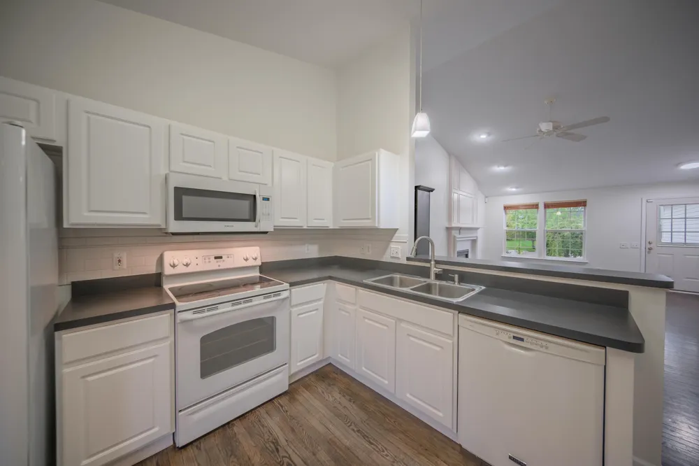 6261 Maplehurst Drive Ypsilanti, MI 48197