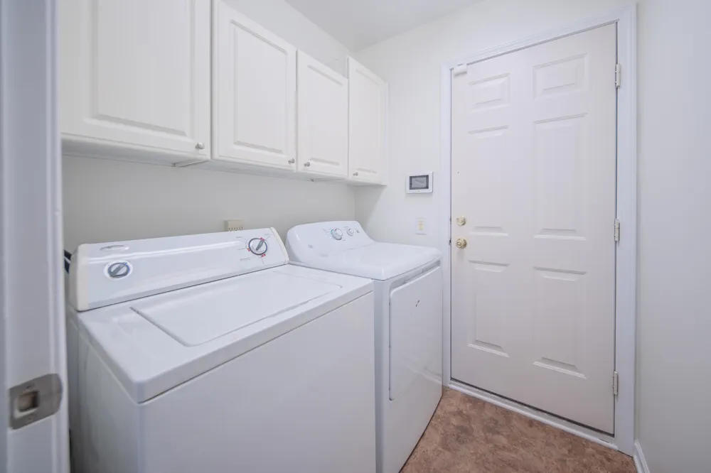6261 Maplehurst Drive Ypsilanti, MI 48197