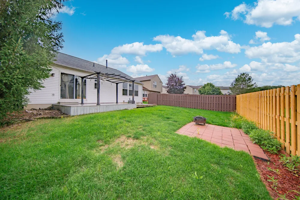 6261 Maplehurst Drive Ypsilanti, MI 48197