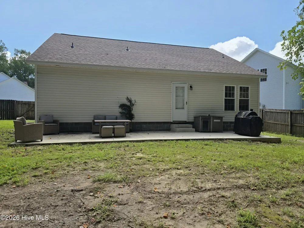 167 Louie Lane Jacksonville, NC 28540