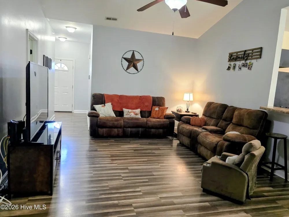 167 Louie Lane Jacksonville, NC 28540