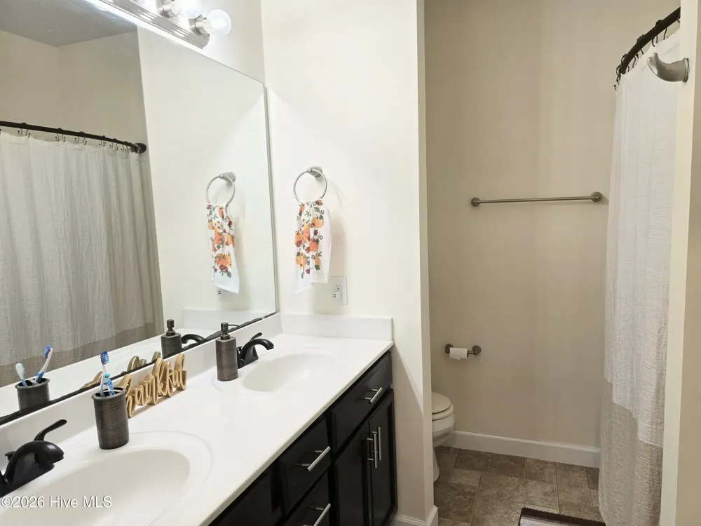 167 Louie Lane Jacksonville, NC 28540