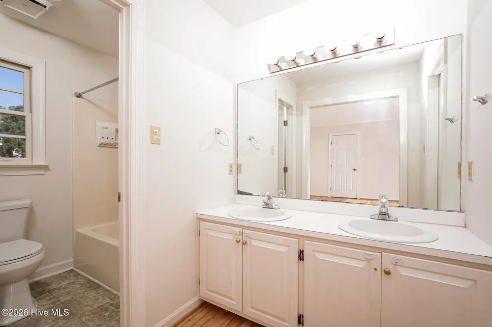 307 Hearthstone Dr Nashville, NC 27856