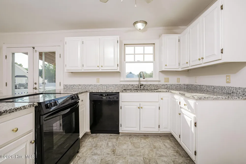 307 Hearthstone Dr Nashville, NC 27856